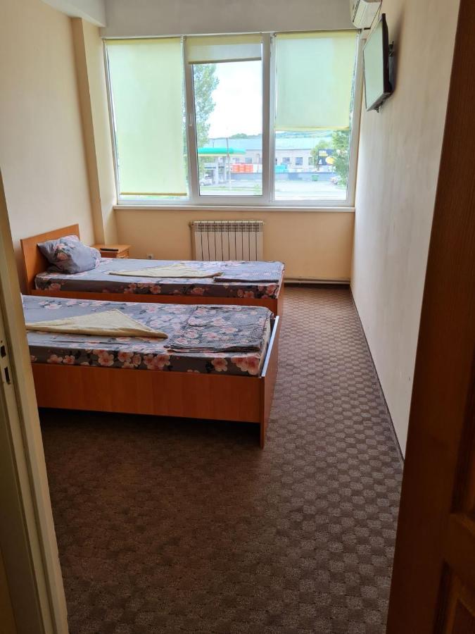 Готель Ас Берегово Berehove (Transcarpathia) Exterior foto
